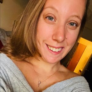 Meet your Posher, Jeannette